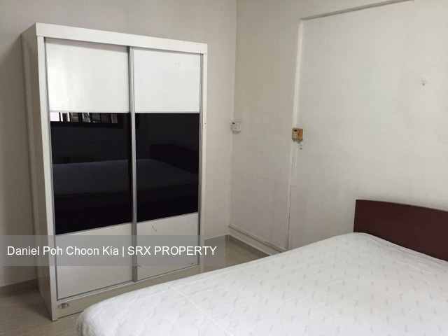 Blk 584 Ang Mo Kio Avenue 3 (Ang Mo Kio), HDB 3 Rooms #221805401
